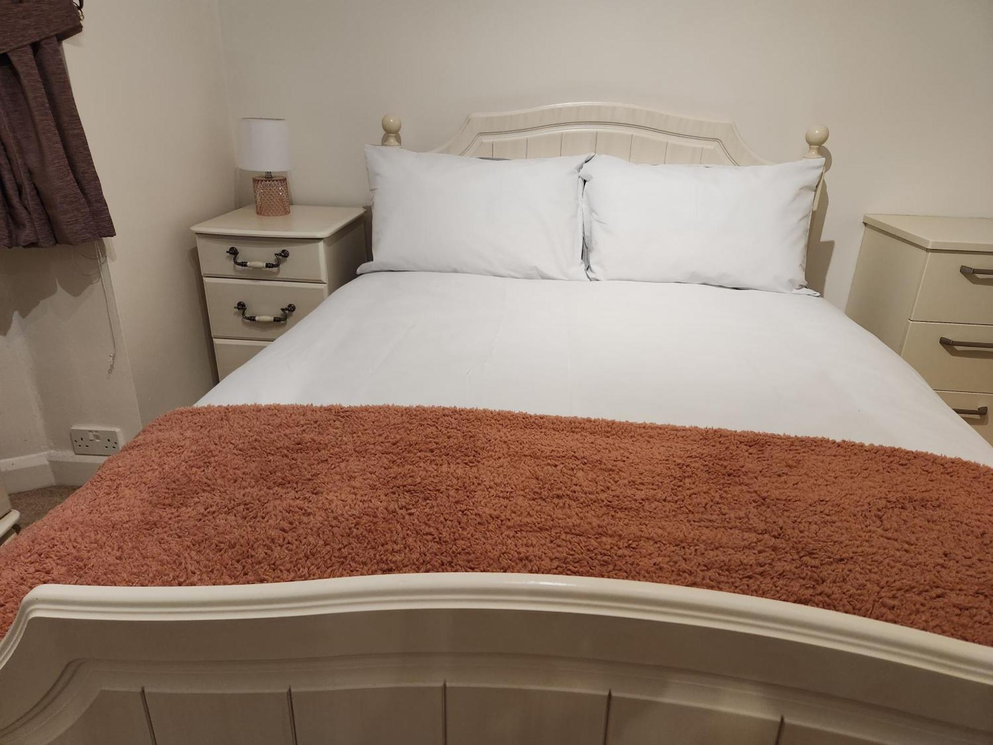 Elmdon House With 4 Spacious Bedrooms To Choose Birmingham Extérieur photo